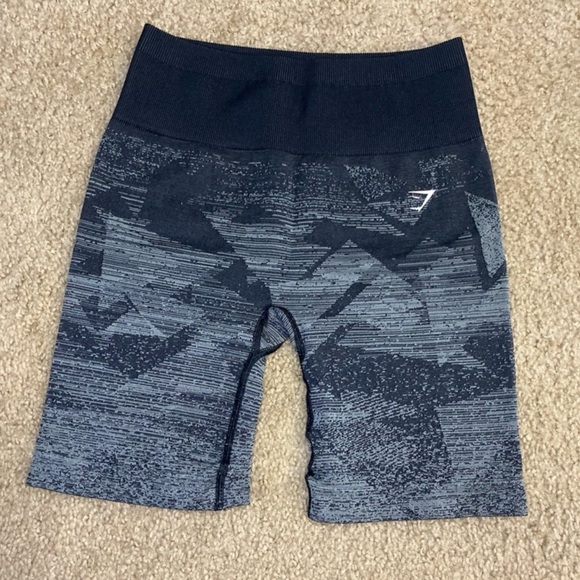 Gymshark Adapt Ombre Seamless Shorts Size S - Picture 1 of 4